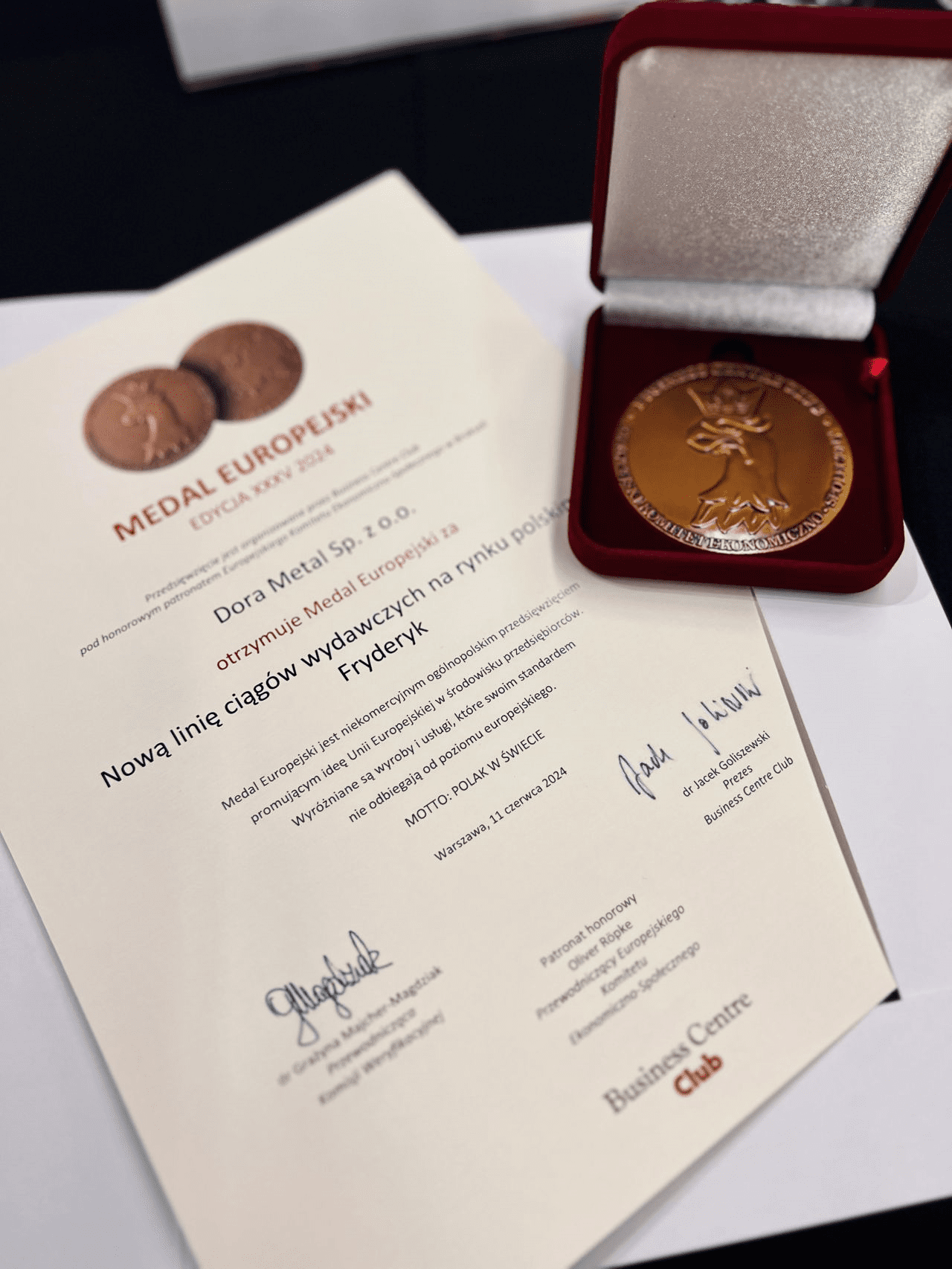 Medal Europejski - nagroda dla Dora Metal