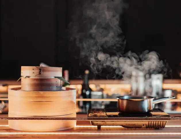 Jak dobór mebli gastronomicznych wpływa na szybkość przyrządzania potraw?